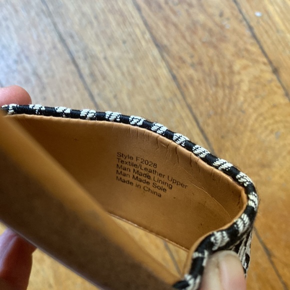 JCrew slides - Picture 6 of 6